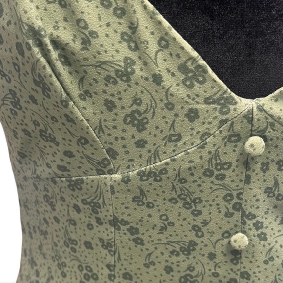 NWOT HOUSE OF CB 'Cornelia' Green Tonal Floral Midi Dress -Size M *37* - Picture 8 of 13